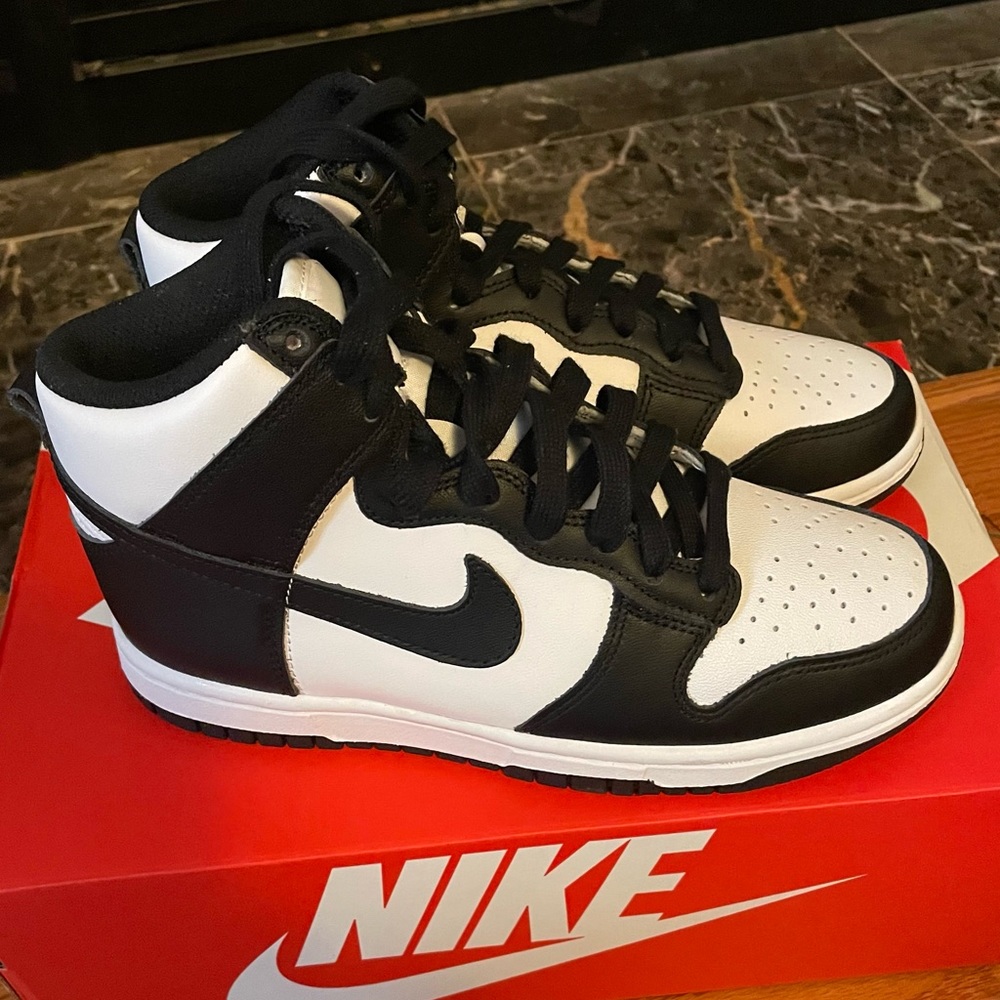 Nike High Dunk Panda Women’s 6.5 (big kids 5)